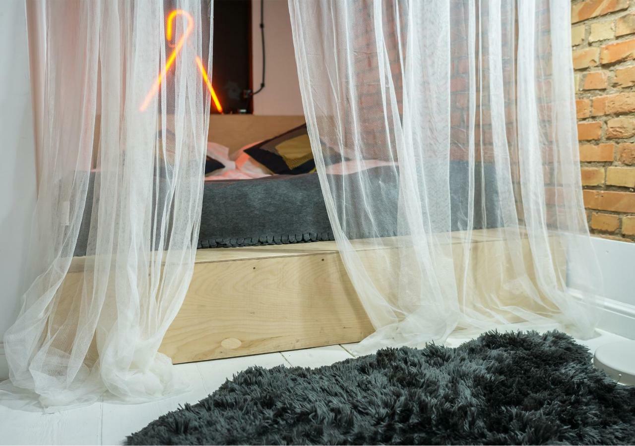 Loft Z Baldachimem Apartment พอซนาน ภายนอก รูปภาพ